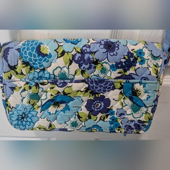 NWOT Vera Bradley Turn lock Crossbody - Picture 7 of 16